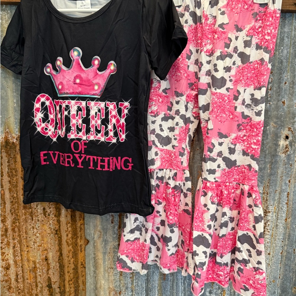 Queen of Everything Kids 2 piece Set - Black and Pink